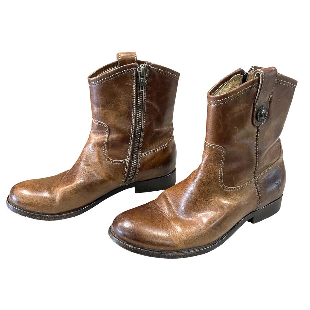 Women's Size 6B Frye Boots Melissa Button Short Brown Riding Style 77897-Western